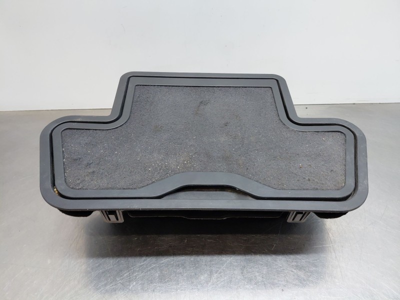 Recambio de guantera para peugeot 5008 (0u_, 0e_) 2.0 hdi 150 / bluehdi 150 referencia OEM IAM 7585XM  