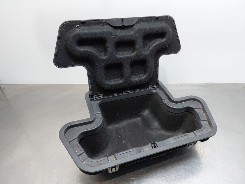 Recambio de guantera para peugeot 5008 (0u_, 0e_) 2.0 hdi 150 / bluehdi 150 referencia OEM IAM 7585XM  