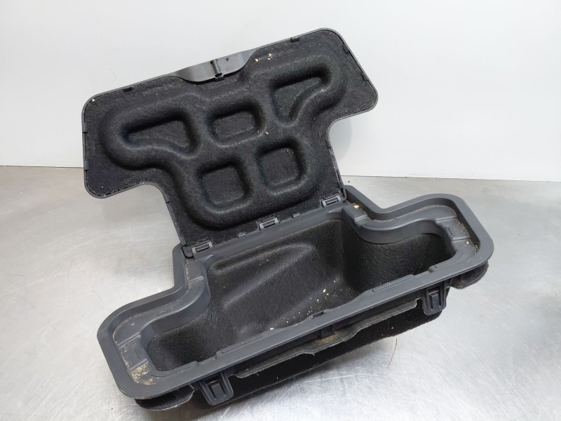 Recambio de guantera para peugeot 5008 (0u_, 0e_) 2.0 hdi 150 / bluehdi 150 referencia OEM IAM 7585XM  