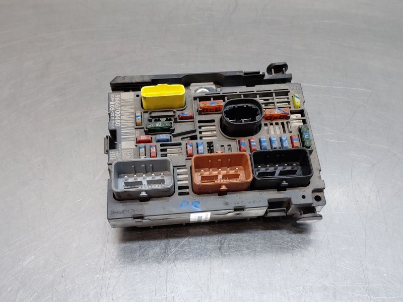 Recambio de caja reles / fusibles para peugeot 308 i (4a_, 4c_) 1.6 16v referencia OEM IAM 9666700480  