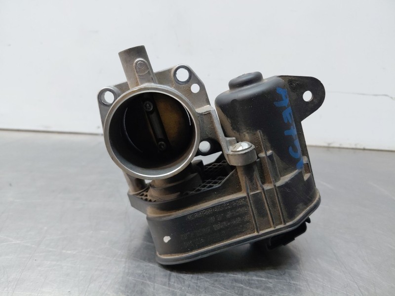 Recambio de caja mariposa para citroën c4 cactus 1.2 vti 82 referencia OEM IAM 9673622380  
