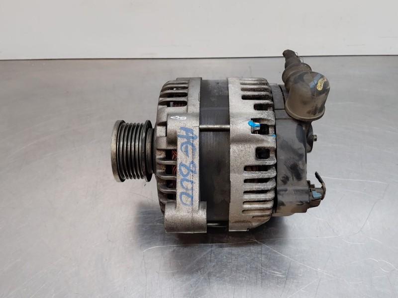 Recambio de alternador para chevrolet cruze (j300) 2.0 cdi referencia OEM IAM 13580078  