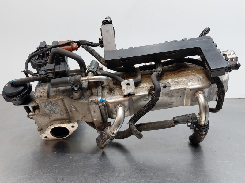 Recambio de enfriador egr para chevrolet cruze (j300) 2.0 cdi referencia OEM IAM 25185316  