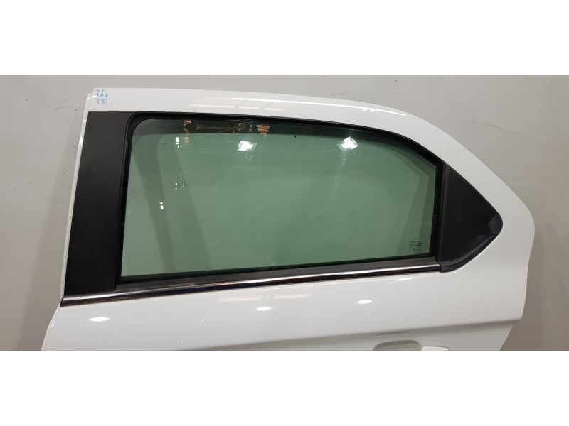 Recambio de puerta trasera izquierda para citroen c-elysée feel referencia OEM IAM 9675190780  