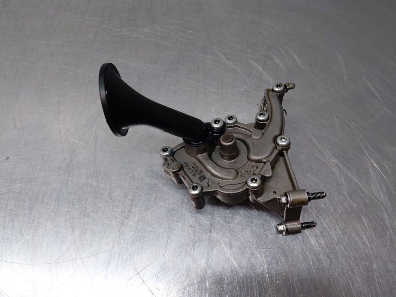 Recambio de bomba aceite para citroën c4 cactus 1.2 vti 82 referencia OEM IAM 9808231280  