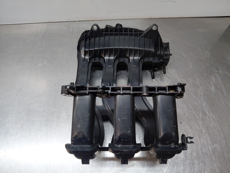 Recambio de colector admision para citroën c4 cactus 1.2 vti 82 referencia OEM IAM 9673063980  
