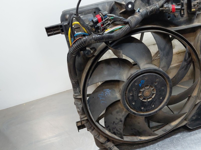Recambio de electroventilador para chevrolet cruze (j300) 2.0 cdi referencia OEM IAM 0130308406 13367377 