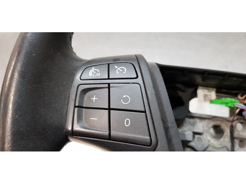 Recambio de volante para volvo v40 basis referencia OEM IAM P31250592   Recambio de volante para volvo v40 basis referencia OEM IAM P31250592