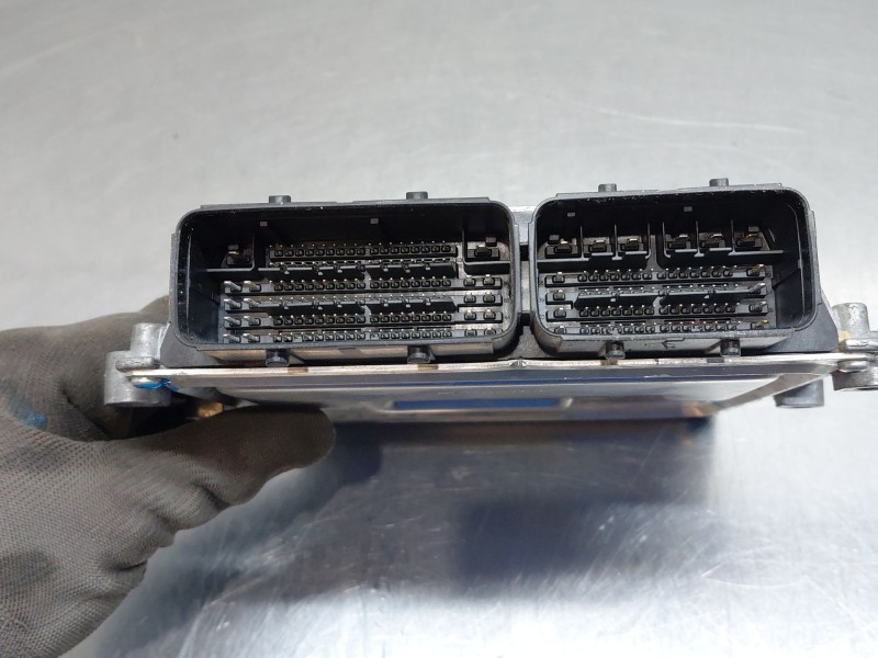 Recambio de centralita motor uce para citroën c4 cactus shine referencia OEM IAM 9815023380  