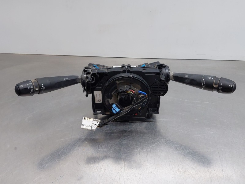 Recambio de mando multifuncion para citroën c4 cactus shine referencia OEM IAM 98312695ZD  
