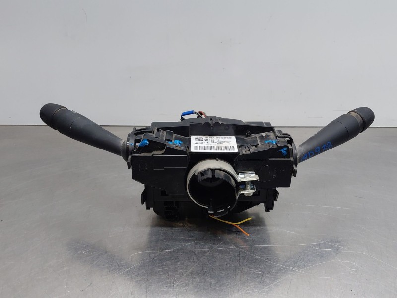 Recambio de mando multifuncion para citroën c4 cactus shine referencia OEM IAM 98312695ZD  