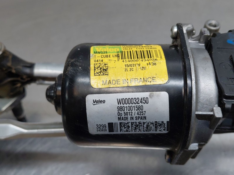 Recambio de motor limpia delantero para citroën c4 cactus shine referencia OEM IAM 9801001580  