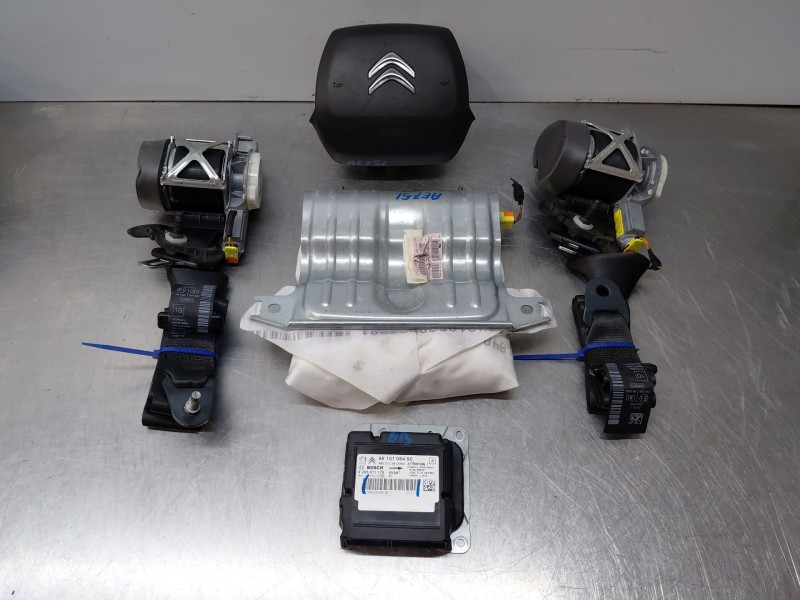 Recambio de kit airbag para citroën c4 cactus 1.2 vti 82 referencia OEM IAM 98012181ZD 9804358580 