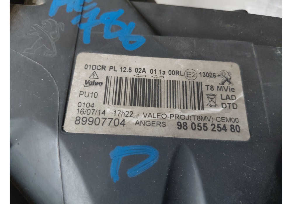 Recambio de faro derecho para peugeot 5008 (0u_, 0e_) 2.0 hdi 150 / bluehdi 150 referencia OEM IAM 9805525480  