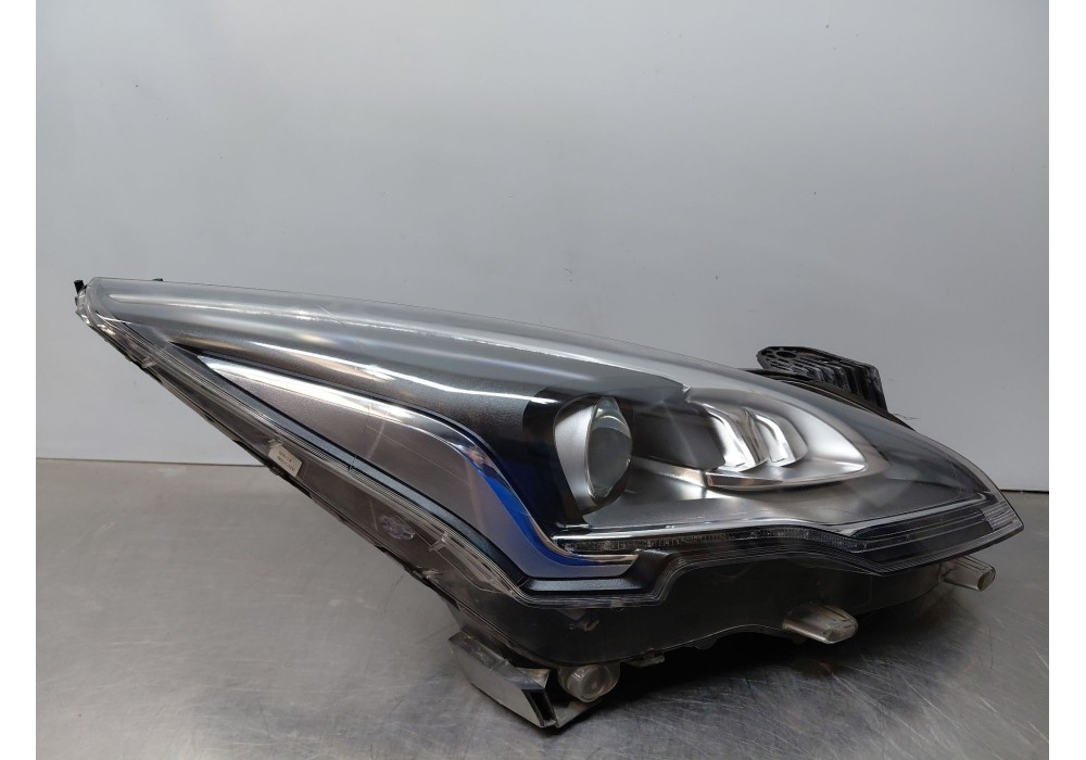 Recambio de faro derecho para peugeot 5008 (0u_, 0e_) 2.0 hdi 150 / bluehdi 150 referencia OEM IAM 9805525480  
