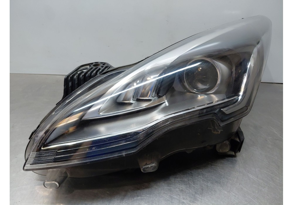 Recambio de faro izquierdo para peugeot 5008 (0u_, 0e_) 2.0 hdi 150 / bluehdi 150 referencia OEM IAM 9805525580  