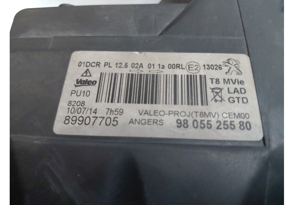 Recambio de faro izquierdo para peugeot 5008 (0u_, 0e_) 2.0 hdi 150 / bluehdi 150 referencia OEM IAM 9805525580  