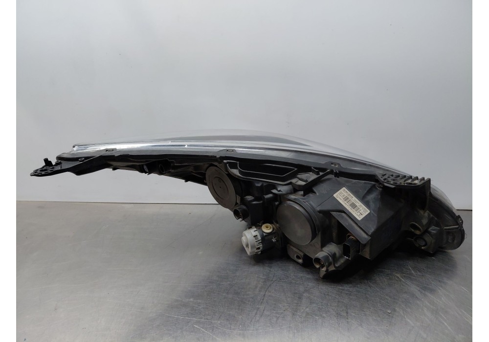 Recambio de faro izquierdo para peugeot 5008 (0u_, 0e_) 2.0 hdi 150 / bluehdi 150 referencia OEM IAM 9805525580  