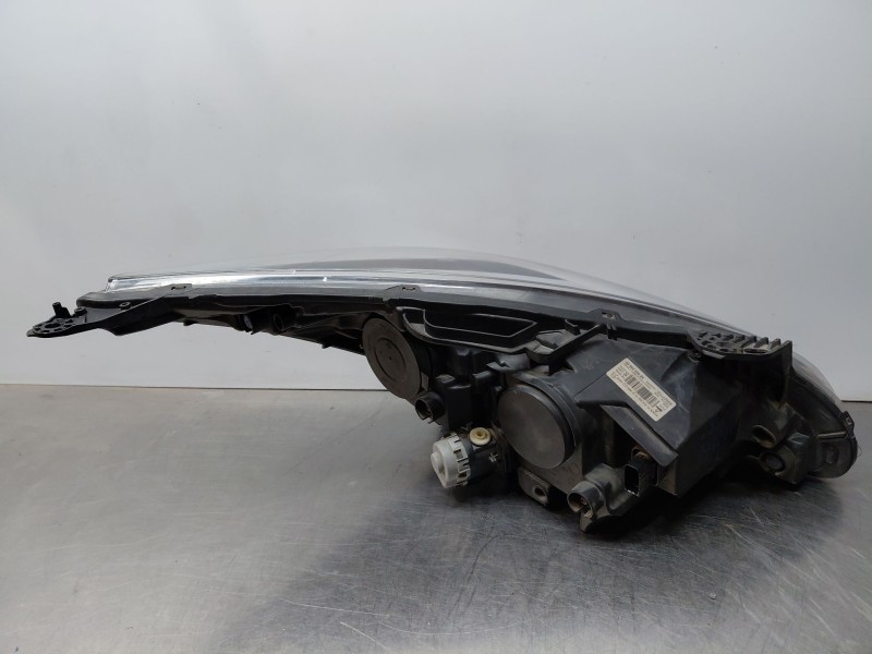 Recambio de faro izquierdo para peugeot 5008 (0u_, 0e_) 2.0 hdi 150 / bluehdi 150 referencia OEM IAM 9805525580  