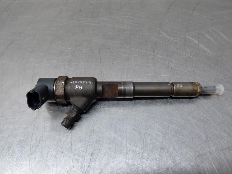 Recambio de inyector para fiat fiorino 1.3 16v jtd cat referencia OEM IAM 0445110614  