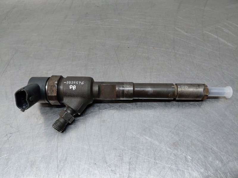 Recambio de inyector para fiat fiorino 1.3 16v jtd cat referencia OEM IAM 0445110614  