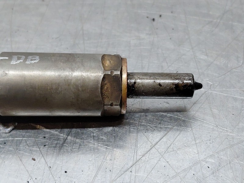 Recambio de inyector para fiat fiorino 1.3 16v jtd cat referencia OEM IAM 0445110351  