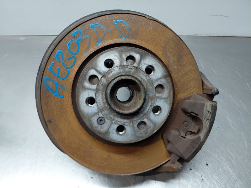 Recambio de mangueta delantera derecha para seat leon (1p1) 1.9 tdi referencia OEM IAM 1K0407256T  