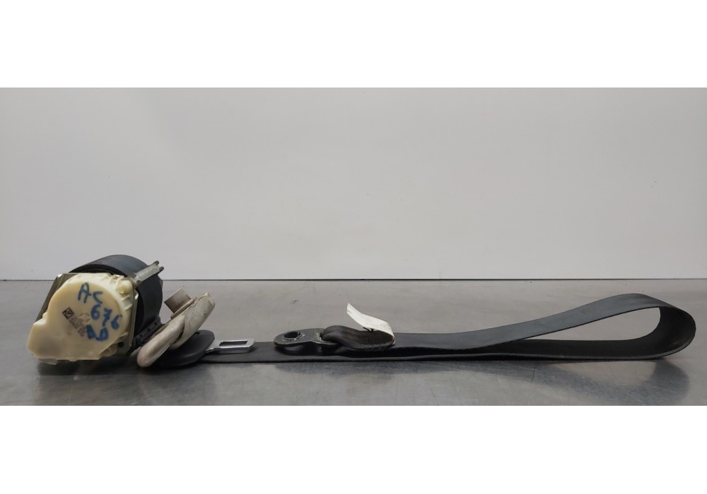 Recambio de cinturon seguridad delantero derecho para volkswagen caddy ka/kb (2c) kasten bluemotion referencia OEM IAM 2K5857706