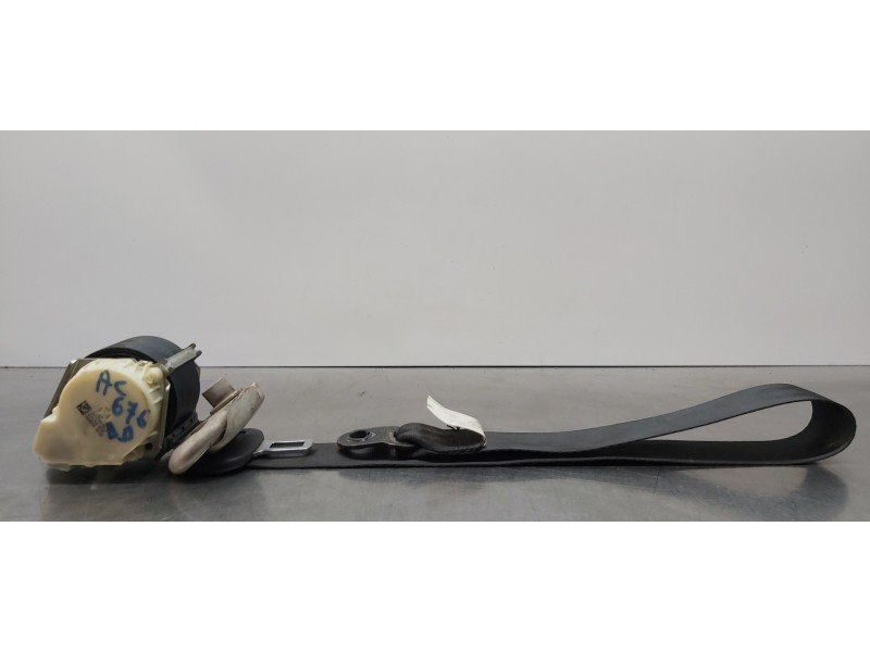 Recambio de cinturon seguridad delantero derecho para volkswagen caddy ka/kb (2c) kasten bluemotion referencia OEM IAM 2K5857706