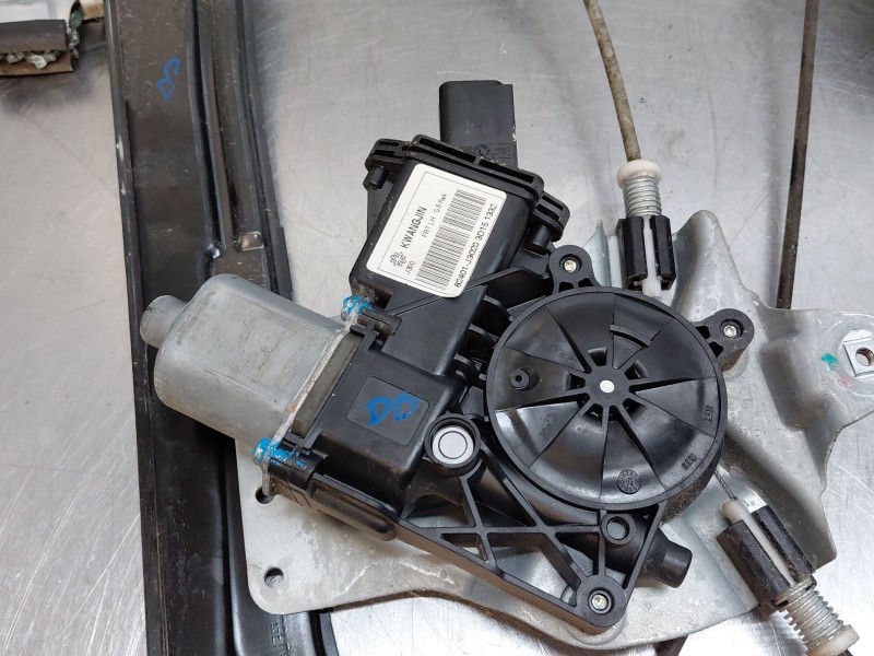 Recambio de elevalunas delantero izquierdo para chevrolet cruze (j300) 2.0 cdi referencia OEM IAM 94532757 82401J3020 