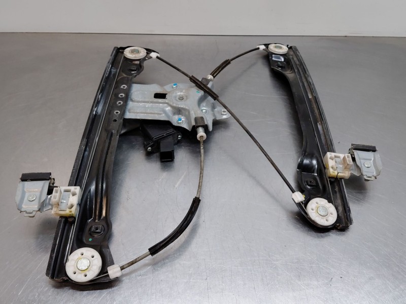 Recambio de elevalunas delantero izquierdo para chevrolet cruze (j300) 2.0 cdi referencia OEM IAM 94532757 82401J3020 