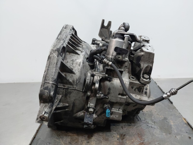 Recambio de caja cambios para chevrolet cruze (j300) 2.0 cdi referencia OEM IAM 55582863 BSW3261 