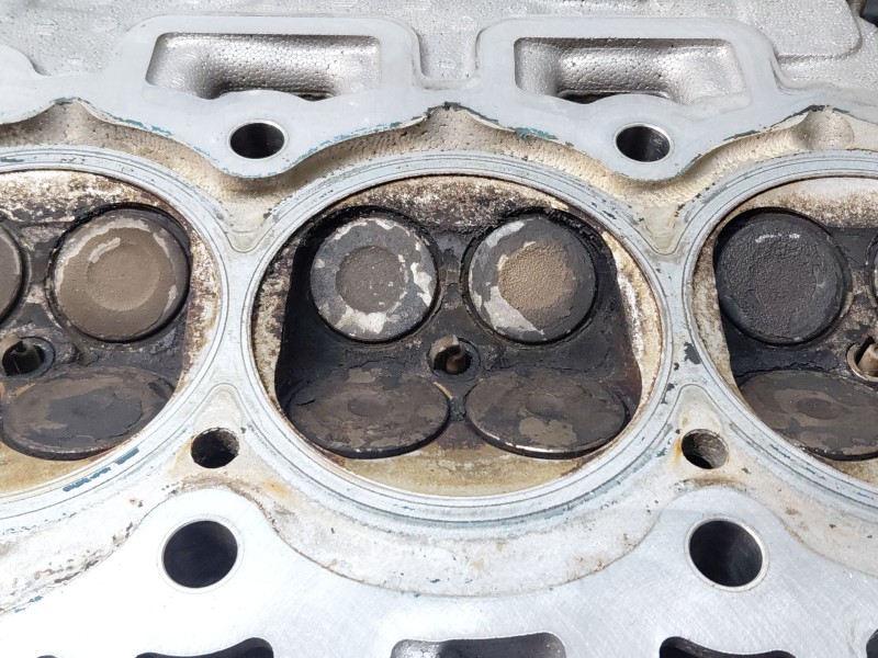 Recambio de culata para citroën c4 cactus 1.2 vti 82 referencia OEM IAM 1610759680  