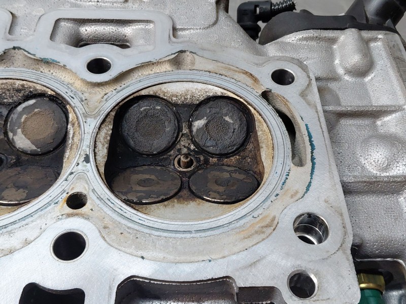 Recambio de culata para citroën c4 cactus 1.2 vti 82 referencia OEM IAM 1610759680  