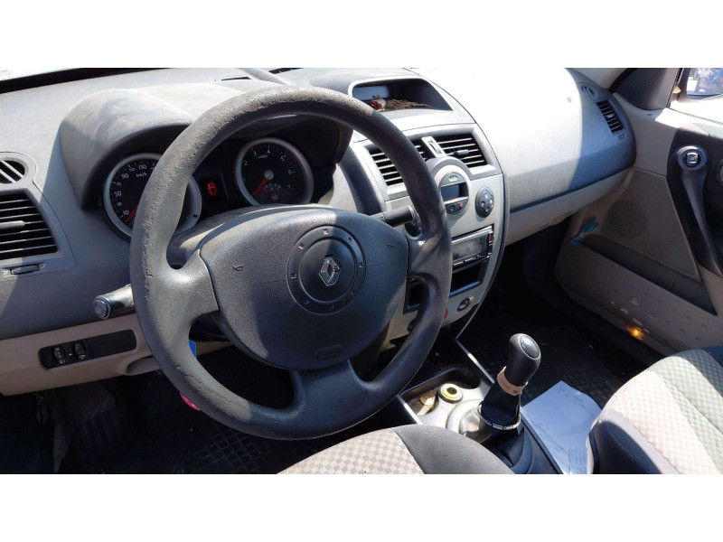 renault megane ii sedán (lm0/1_) del año 2003