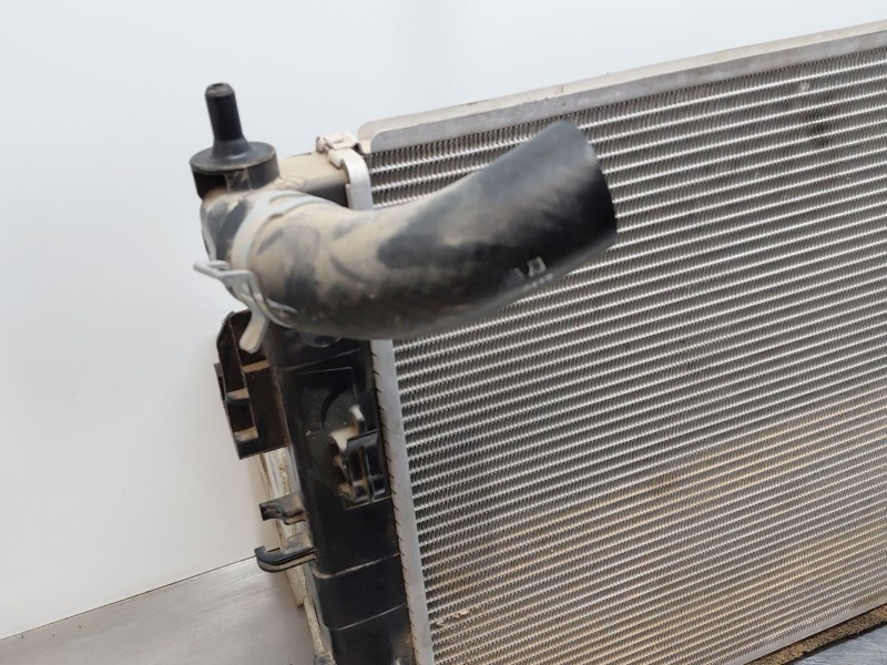 Recambio de radiador agua para kia stonic (ybcuv) drive referencia OEM IAM   