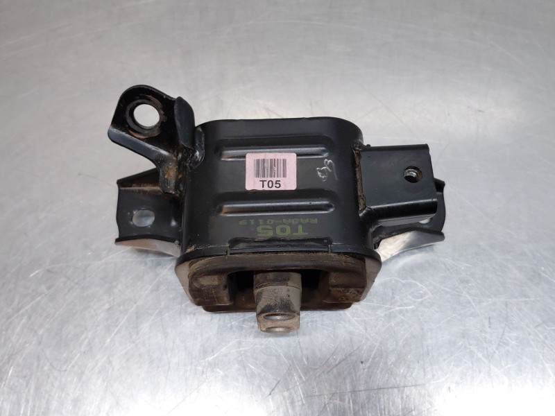 Recambio de soporte motor izquierdo para kia stonic (ybcuv) drive referencia OEM IAM   