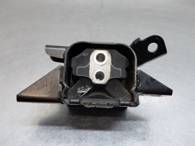 Recambio de soporte motor izquierdo para kia stonic (ybcuv) drive referencia OEM IAM   