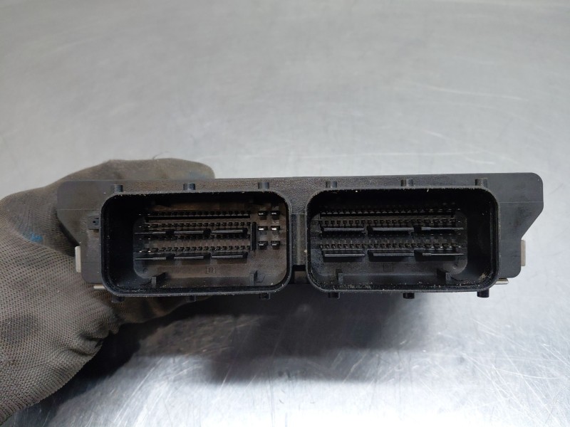 Recambio de centralita motor uce para kia stonic (ybcuv) drive referencia OEM IAM   