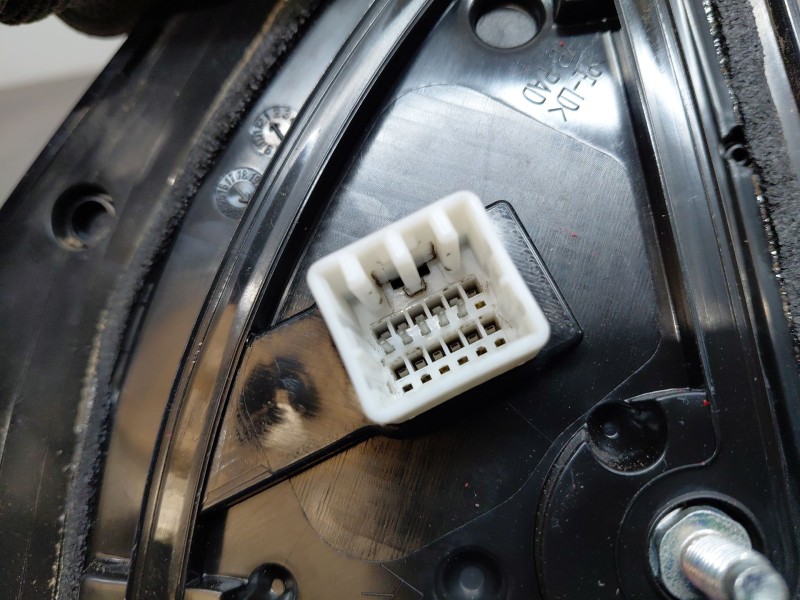 Recambio de retrovisor derecho para kia stonic (ybcuv) drive referencia OEM IAM   