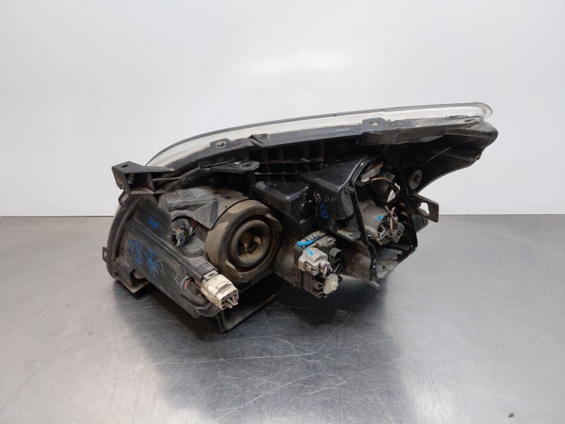 Recambio de faro derecho para toyota avensis (_t25_) 2.0 d-4d (cdt250_) referencia OEM IAM   