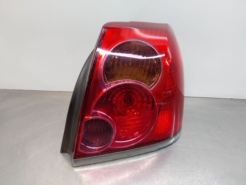 Recambio de piloto trasero derecho para toyota avensis (_t25_) 2.0 d-4d (cdt250_) referencia OEM IAM   