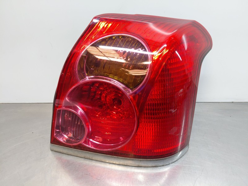 Recambio de piloto trasero derecho para toyota avensis (_t25_) 2.0 d-4d (cdt250_) referencia OEM IAM   