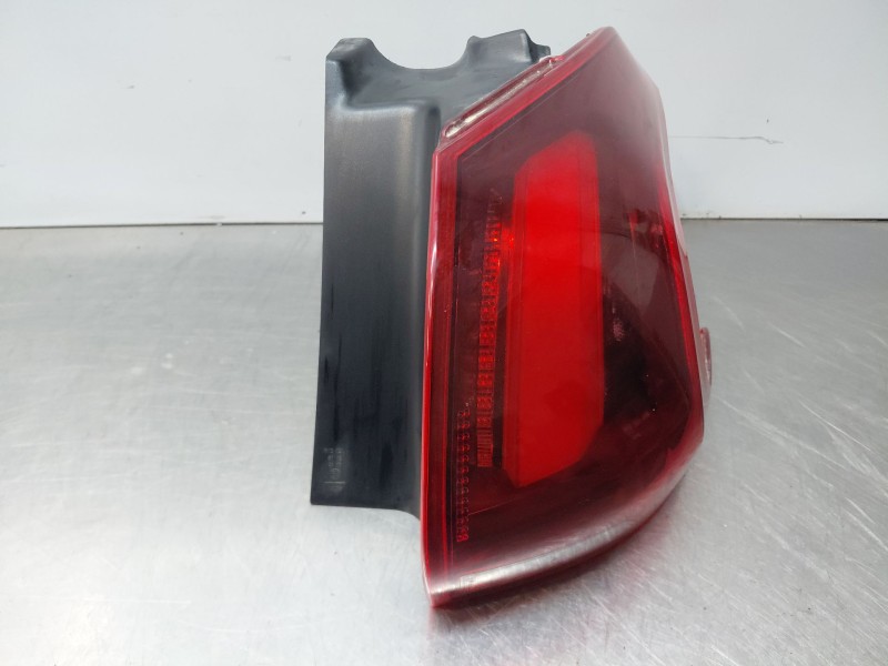 Recambio de piloto trasero derecho para peugeot 2008 i (cu_) 1.2 thp 110 / puretech 110 referencia OEM IAM   