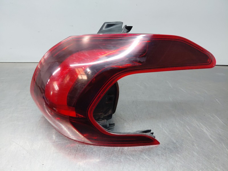 Recambio de piloto trasero derecho para peugeot 2008 i (cu_) 1.2 thp 110 / puretech 110 referencia OEM IAM   