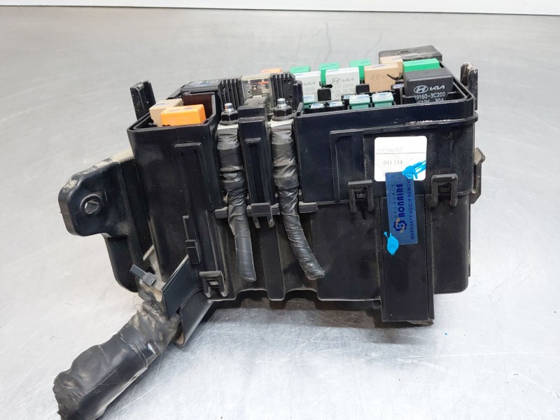 Recambio de caja reles / fusibles para kia stonic (ybcuv) drive referencia OEM IAM 91955H8320 91950F9200 