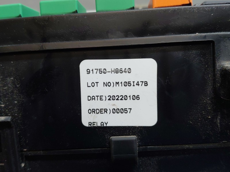 Recambio de caja reles / fusibles para kia stonic (ybcuv) drive referencia OEM IAM 91955H8320 91950F9200 