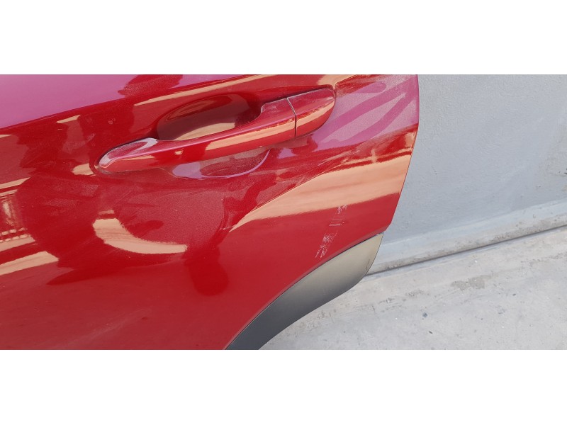 Recambio de puerta trasera izquierda para hyundai kona klass 2wd referencia OEM IAM 77003J9000  