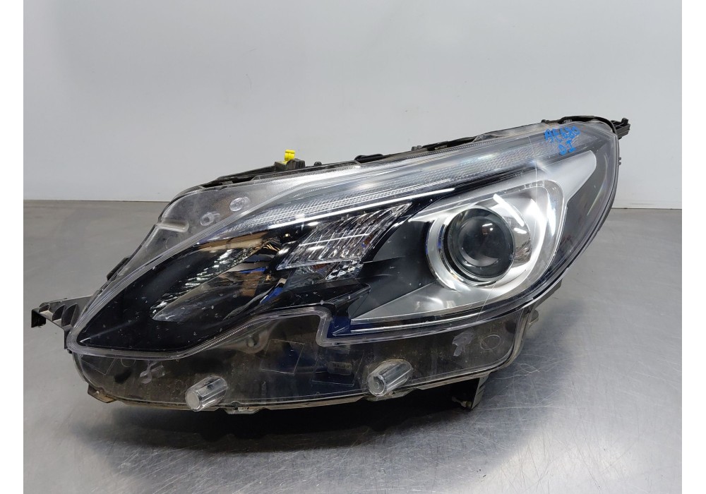 Recambio de faro izquierdo para peugeot 2008 i (cu_) 1.2 thp 110 / puretech 110 referencia OEM IAM   