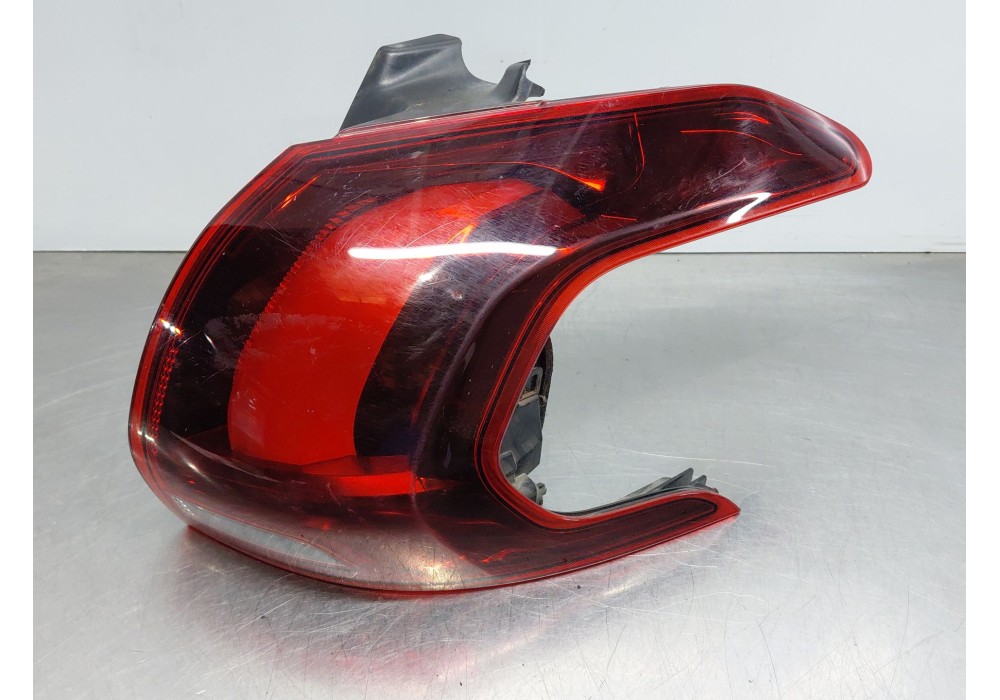 Recambio de piloto trasero derecho para peugeot 2008 i (cu_) 1.2 thp 110 / puretech 110 referencia OEM IAM   